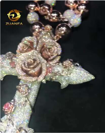 Unisex Luxury Hip Hop Necklace Custom 925 Sterling Silver VVS Moissanite Diamond Rose Cross Pendant Iced Out Fine Jewelry