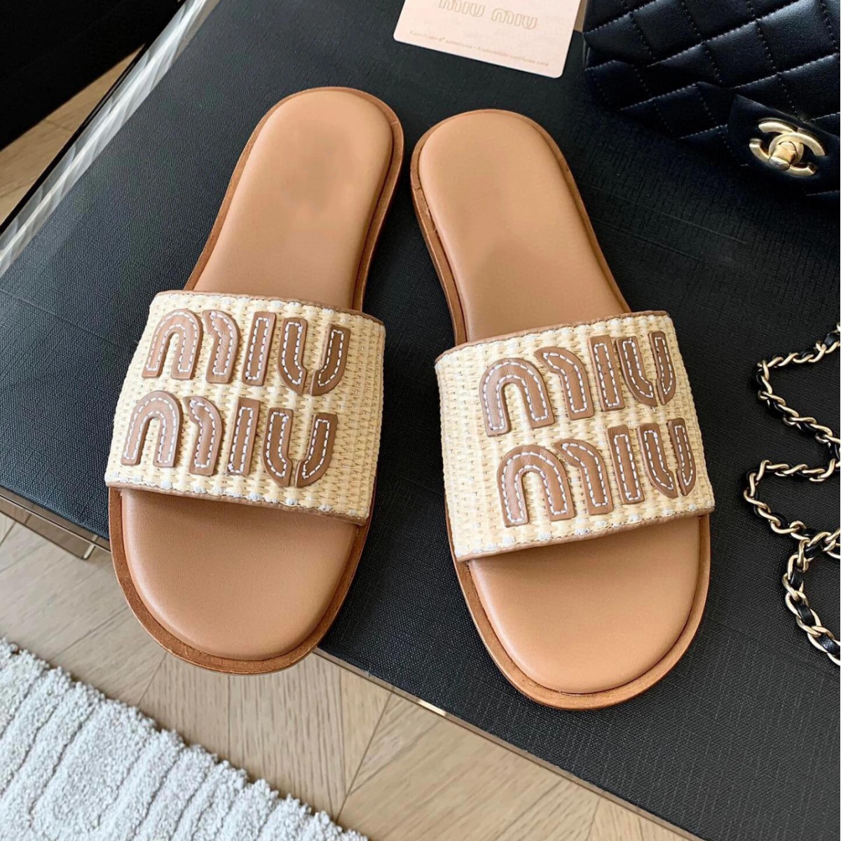 Hot Free Shipping designer slides for womens flat beige Summer new beach slippers size 35-40