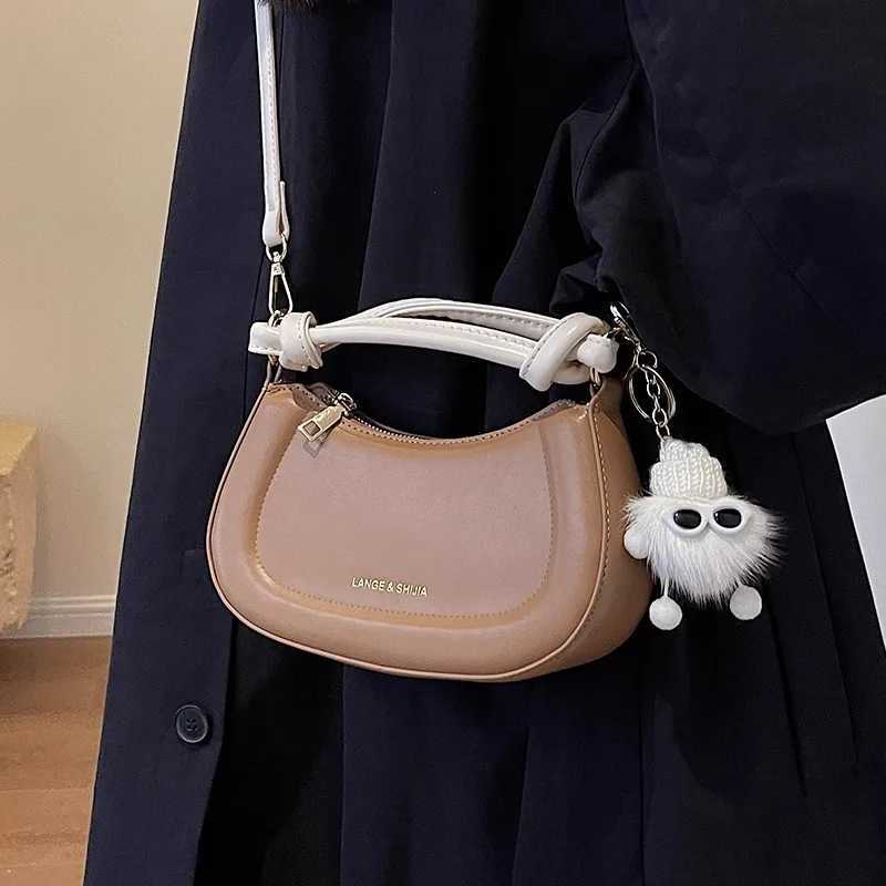 Niche Design Simple Bag Women New Trend Texture Hand Bag Autumn Senior Sense Single Shoulder Commuter Crossbody Bag XJ250605