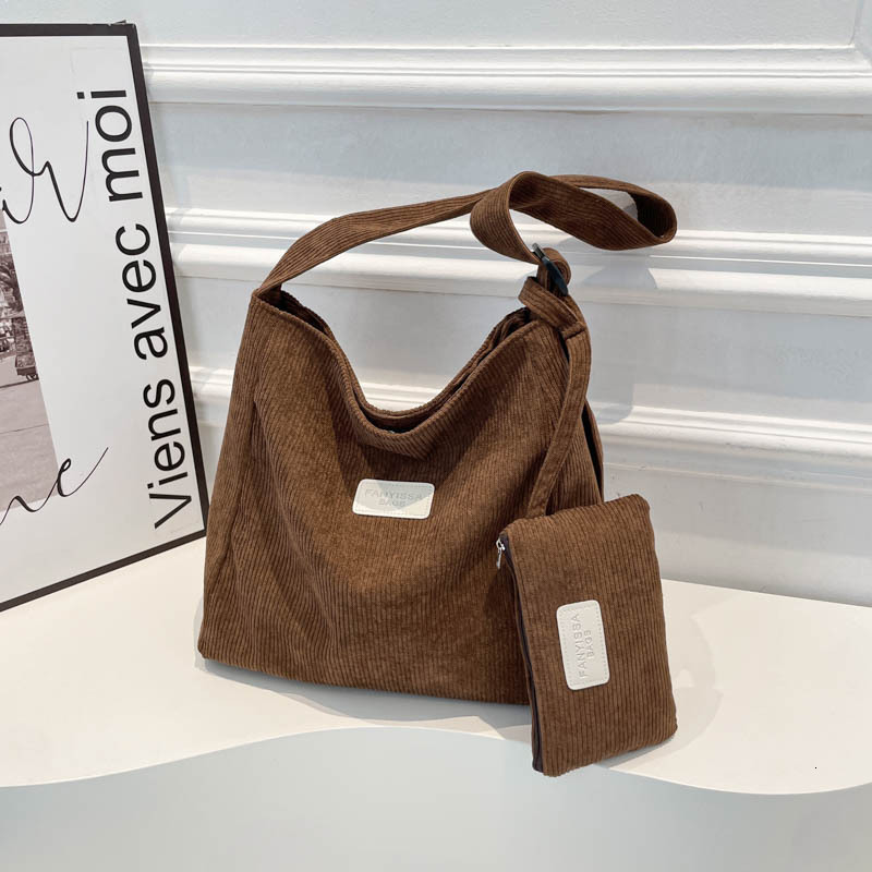 designer 2025 Casual Texture Simple Fashion Trend Large Capacity Summer New Stylish Women's Shoulder Crossbody Tote Bag