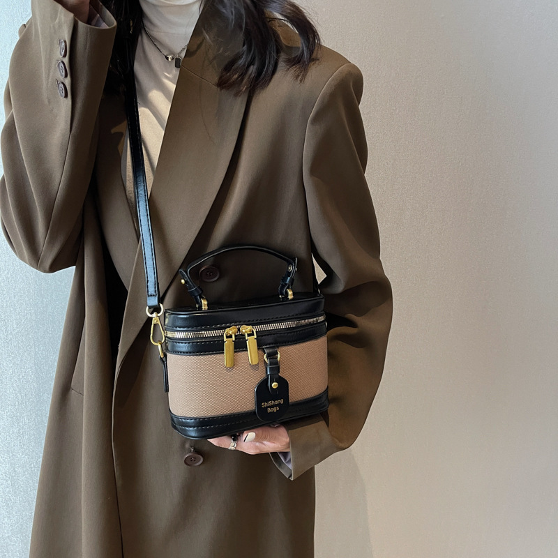 designer High-End Small Bag for Women 2025 New Autumn Versatile Fashion Ladies Crossbody Bag Retro Handbag Bucket Bag for Women