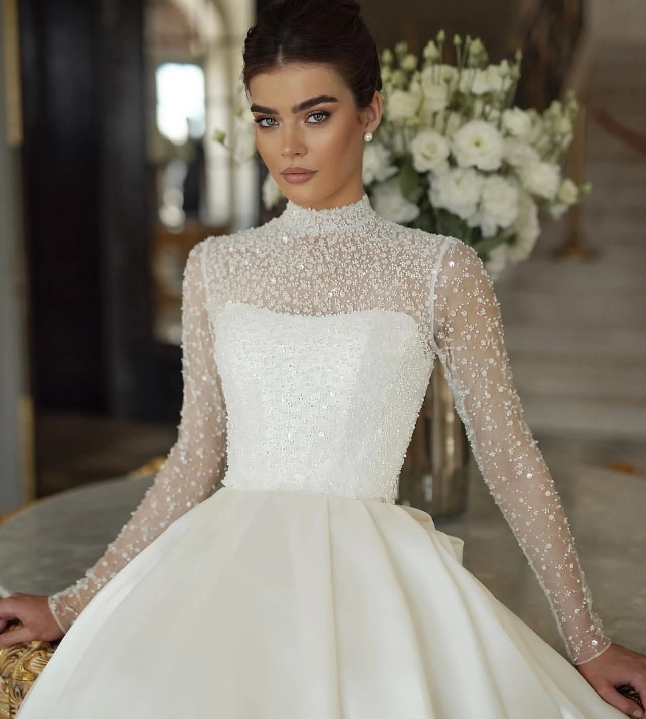 New Classic Wedding Dress 2025 For High Neck Long Sleeves Sequins Beads Big Boe Satin Church Bride Bridal Gowns Vestidos De Noiva Robe De Mariage