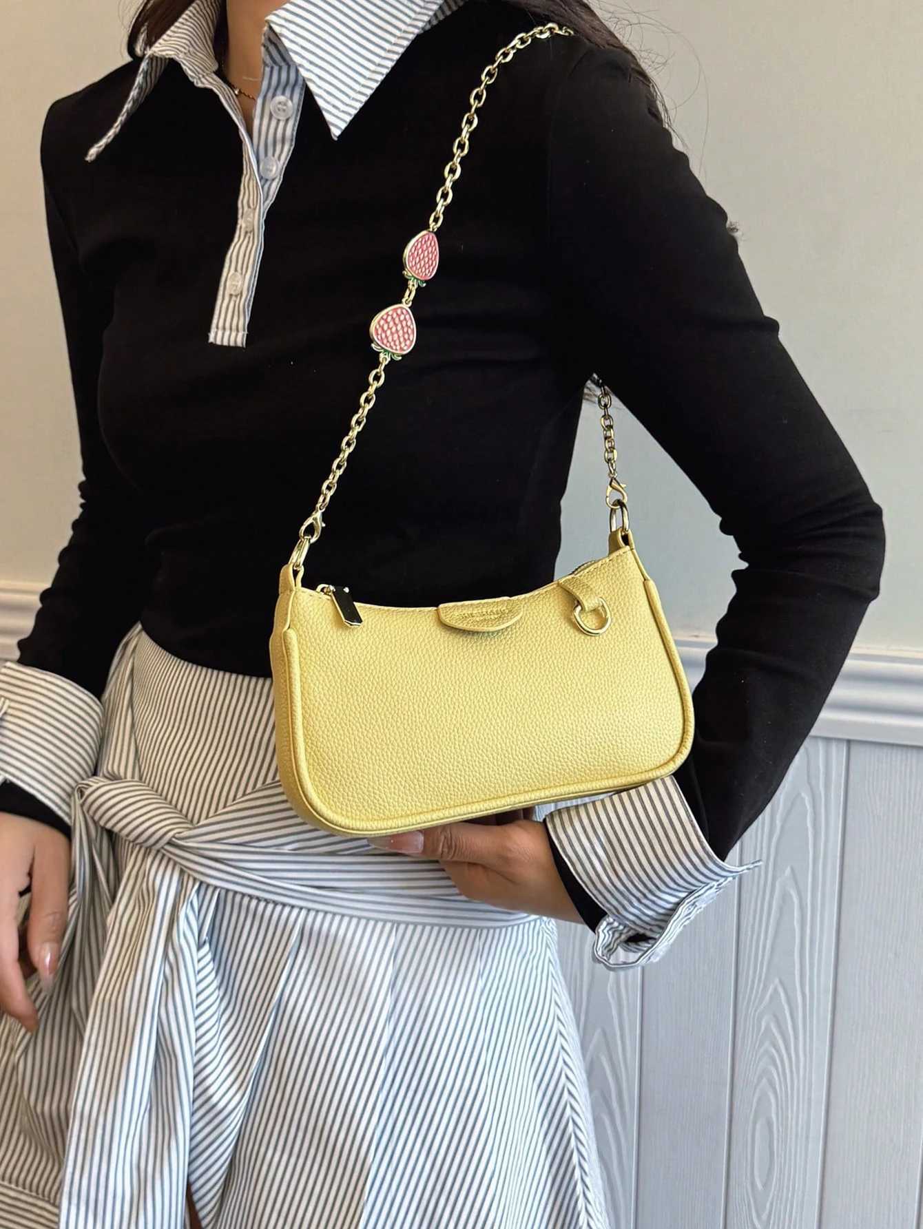 New Fi Classic Joker Solid Color PU Waterproof Fabric E-Shoulder Baguette Bag Strawberry Metal Chain Decorated Underarm XJ250605