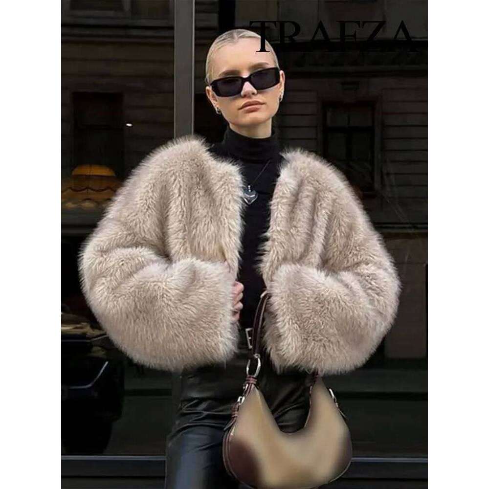 Coats Designer Women TRAFZA Winter Streetwear Faux Fur Effect Short Jacket Coat Retro Solid Color O Neck Longsleeve Women's Loose Thermal Top Des