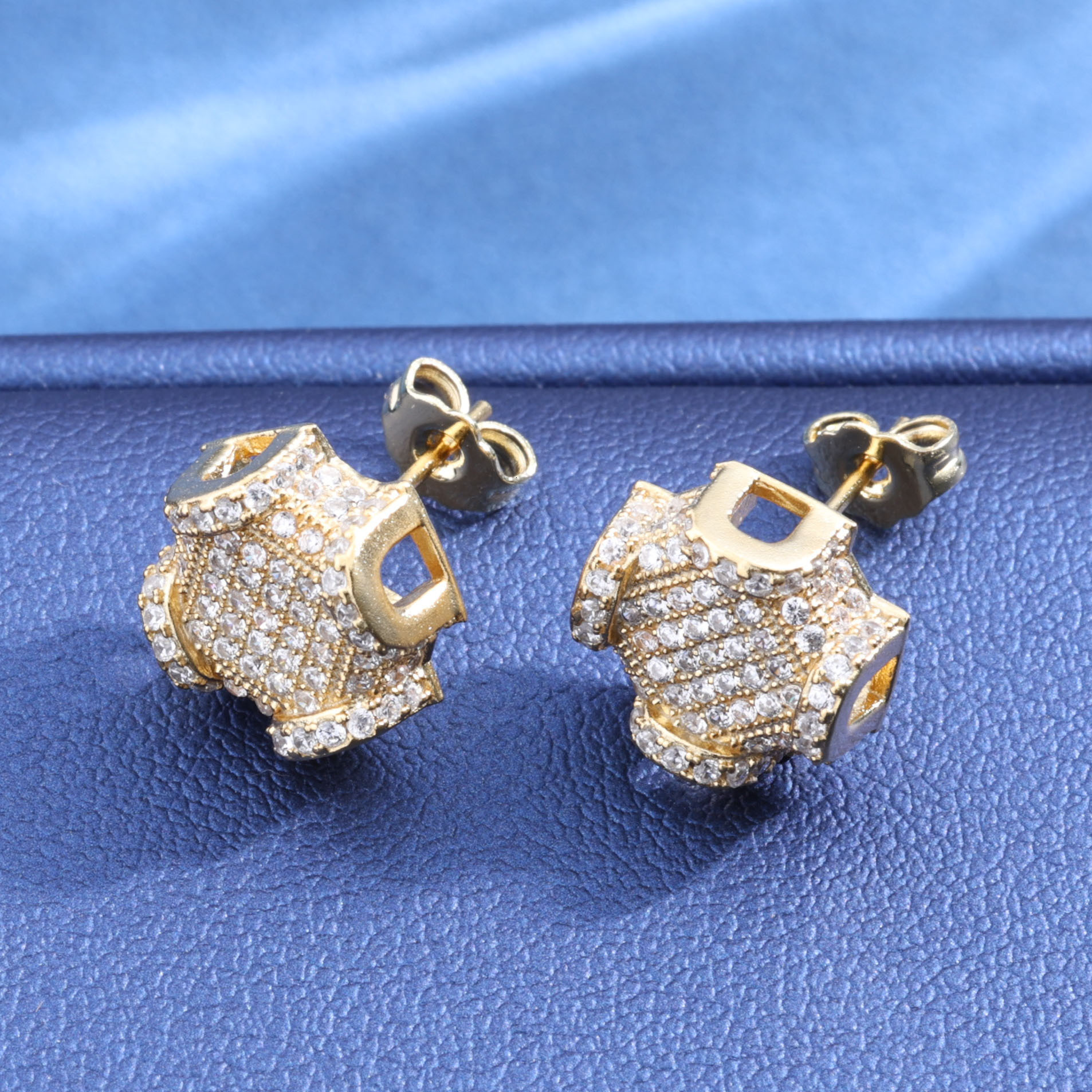 Hip Hop Personality Full Diamond Mens Earrings Trendy Jewelry High-end Moissanite Earrings