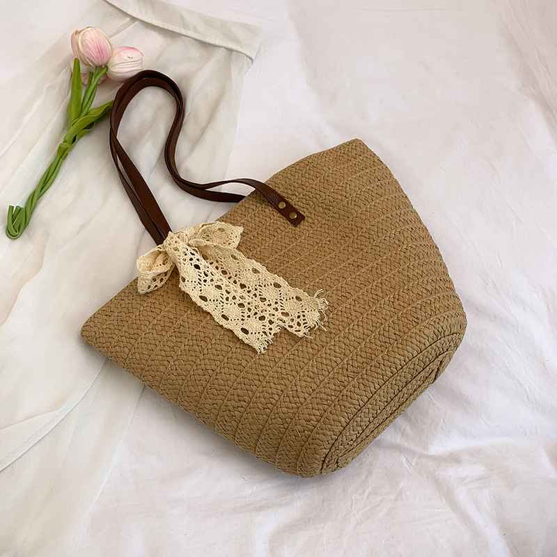 designer Fashion Trend Niche Design Bucket Bag 2025 Spring New Stylish Casual Simple Women's Textured Shoulder Bag