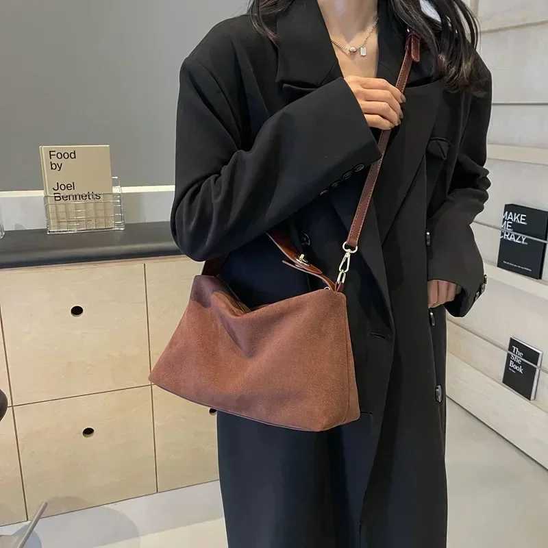 Zip Solid Sewing Thread High Capacity PU Shoulder Bags 2025 Hot Sale Bags for Women Simple Fi Tote Bolsas Femininas Bolsa XJ250605