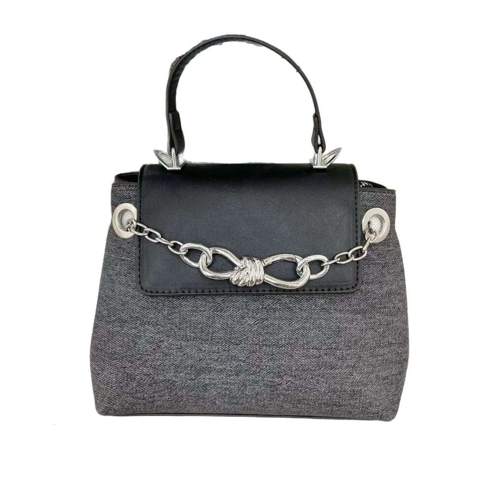 Fashionable New Korean Style Niche Bowknot Chain Trendy and Stylish Crossbody Bag Elegant Handbag