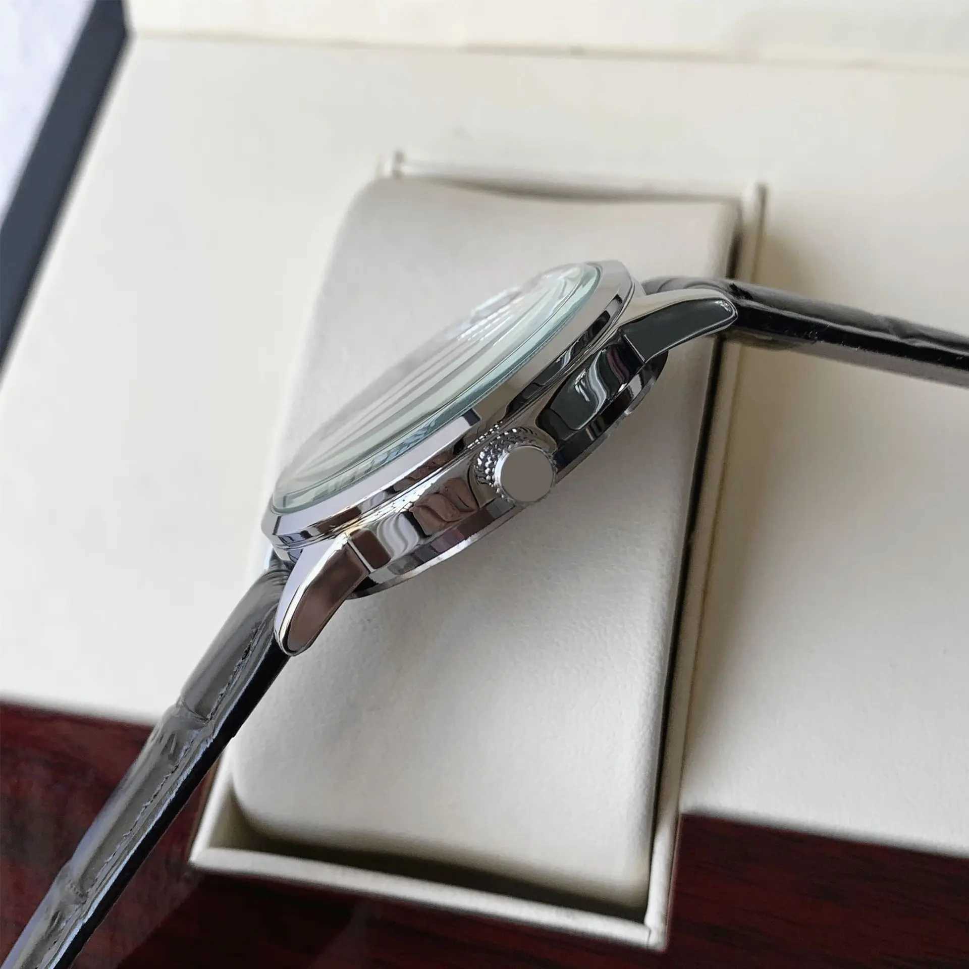 Top Brand Mens Watch Simple Business Waterproof Calendar Leather Strap Male Fashion Quartz Watches Gift Box Spare Battery Y250605