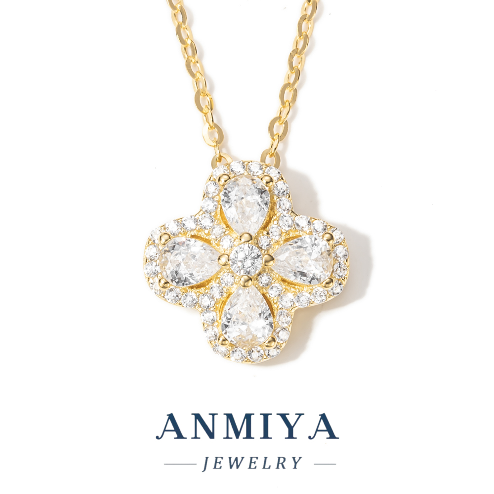 Classic Anti-Oxidized Silver Jewelry Clover Pendant with Zircon Accented Edges, 925 Boho Necklace for Gifts