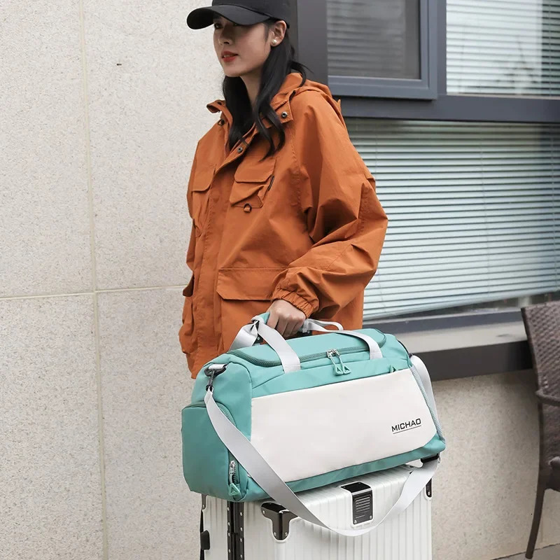 Fashionable Large Capacity Portable Travel Bag Lightweight Short-distance Duffle bag Storage Messenger bags Sports Gym Bags 250530