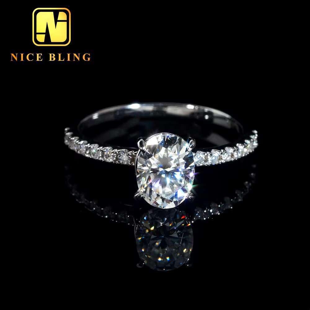 Classic Fashion Jewelry 925 Sterling Silver Moissanite Oval Cut Wedding Rings Lab Diamonds Jewelry