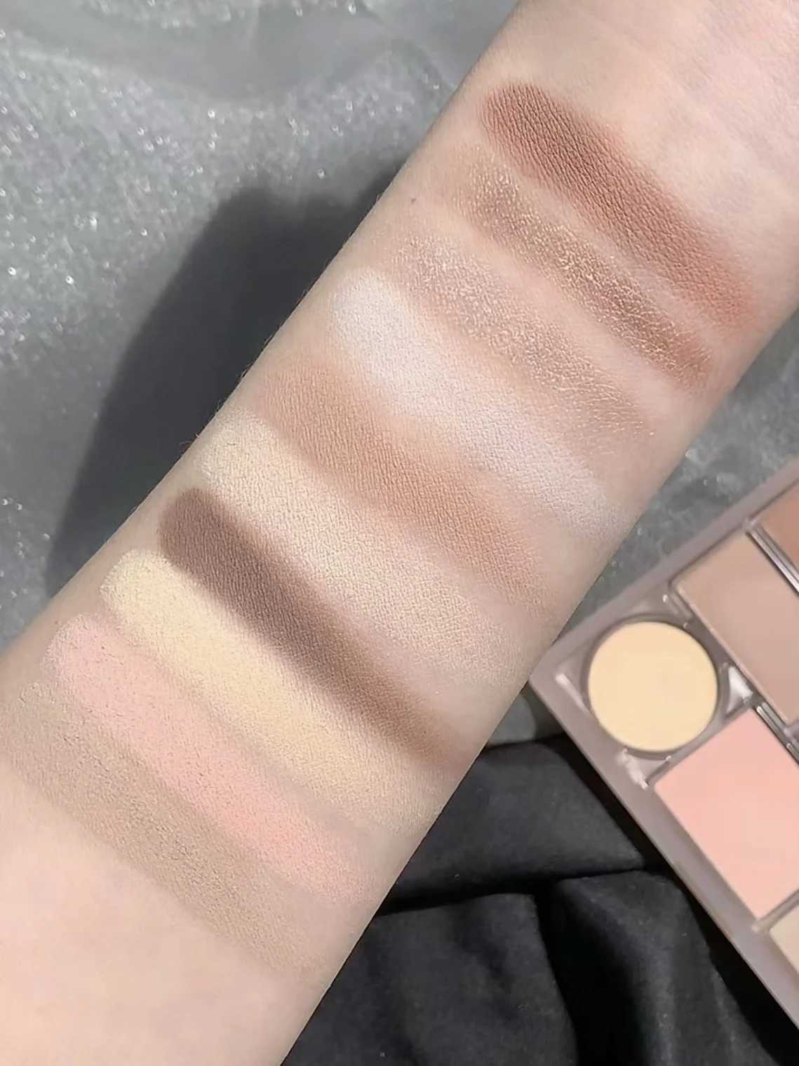 Judydoll 0 Color Eyeshadow Multipurpose Palette Blush Highlight Contour All-in-One Matte Pearlescent Eye Glitter Makeup W250605