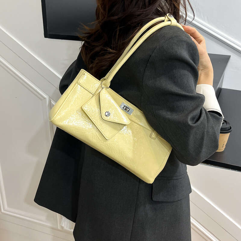 Fashion Handbag Small Square for Women 2025 Summer New Light Luxury Stylish Shoulder Internet Celebrity Trendy Underarm Bag