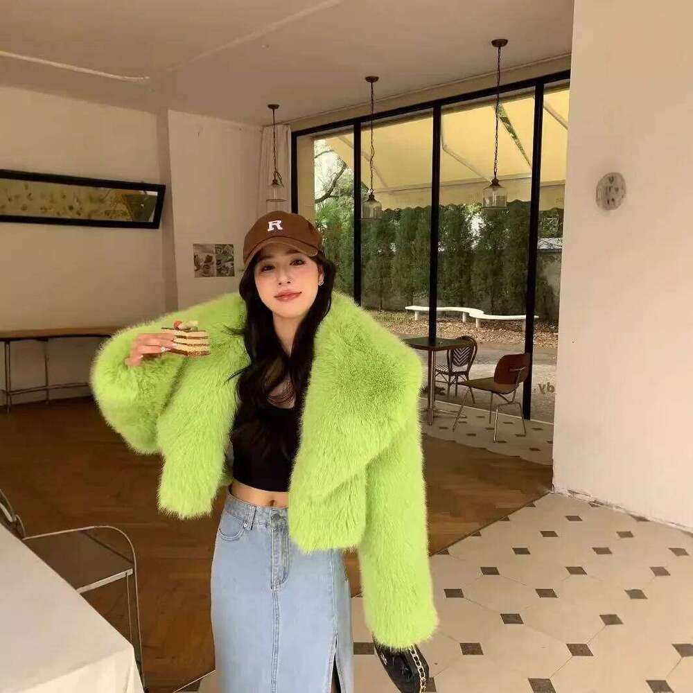Fluorescent Green Environmentally Friendly Fox Short Korean Fluffy Fur Warm Jacket for Women