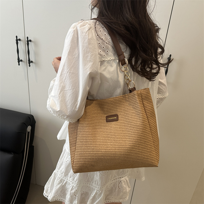 designer Fashion Casual Texture Niche Design Underarm Bag 2025 Spring Simple New Trendy Women's Shoulder Bag