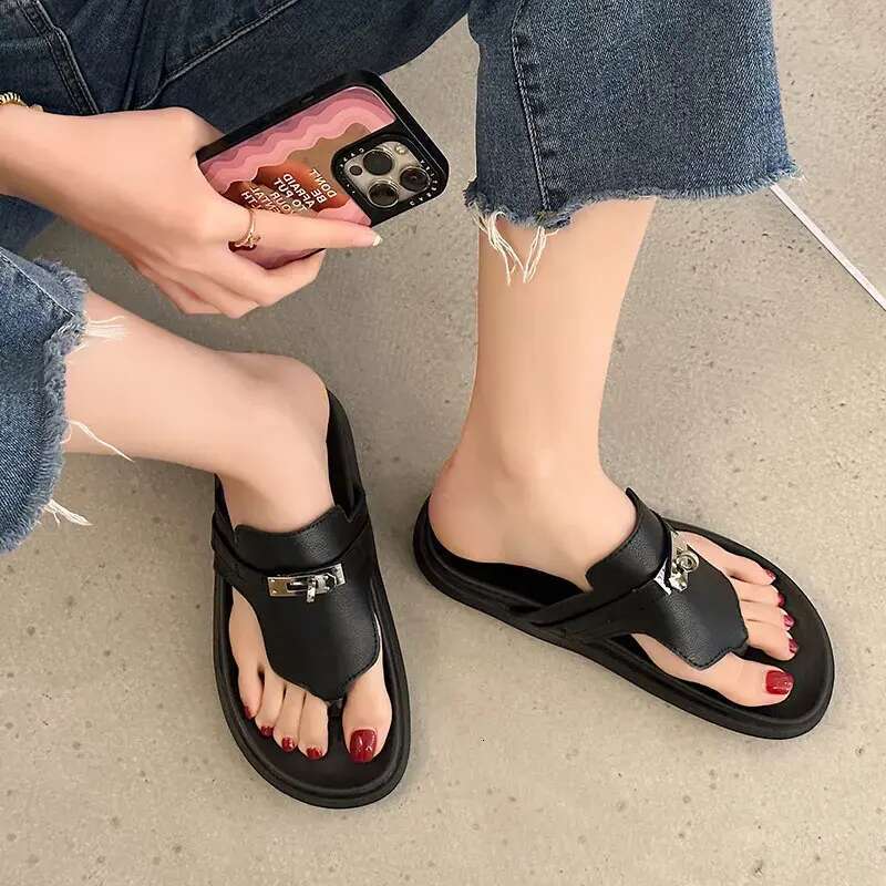 free shipping 2025 new Slippers designer sandals for womens Platform fashion ladies sliders shoes casual Flip-flop Slipper woman outdoor