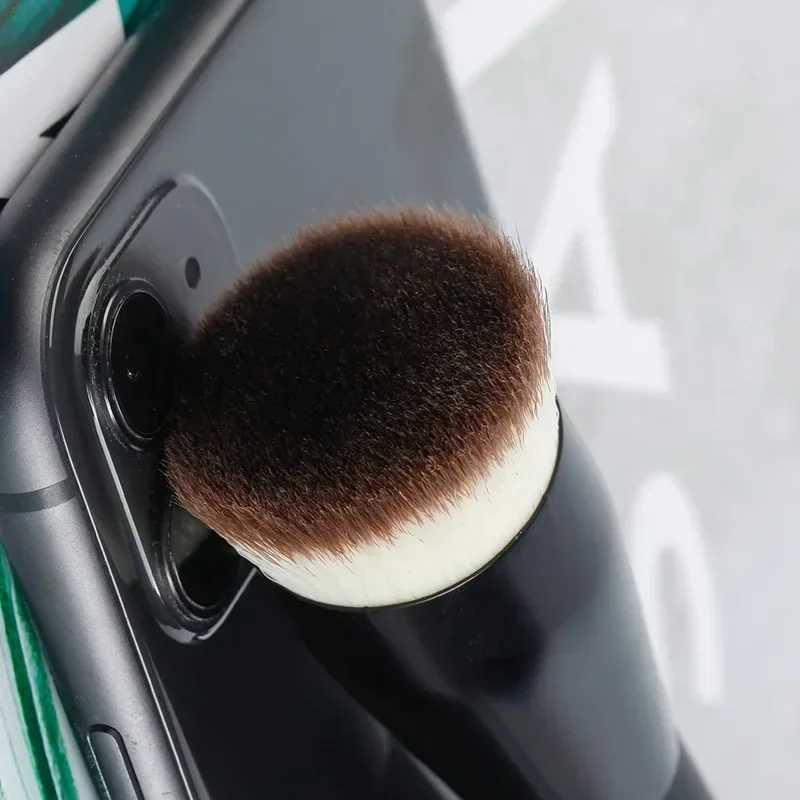 Flat Top Foundation Makeup Brushes Flat Angled Synthetic Hair Face Contour Foundation Liquid Cream Bronzer Buffing Makeup ToolW250605