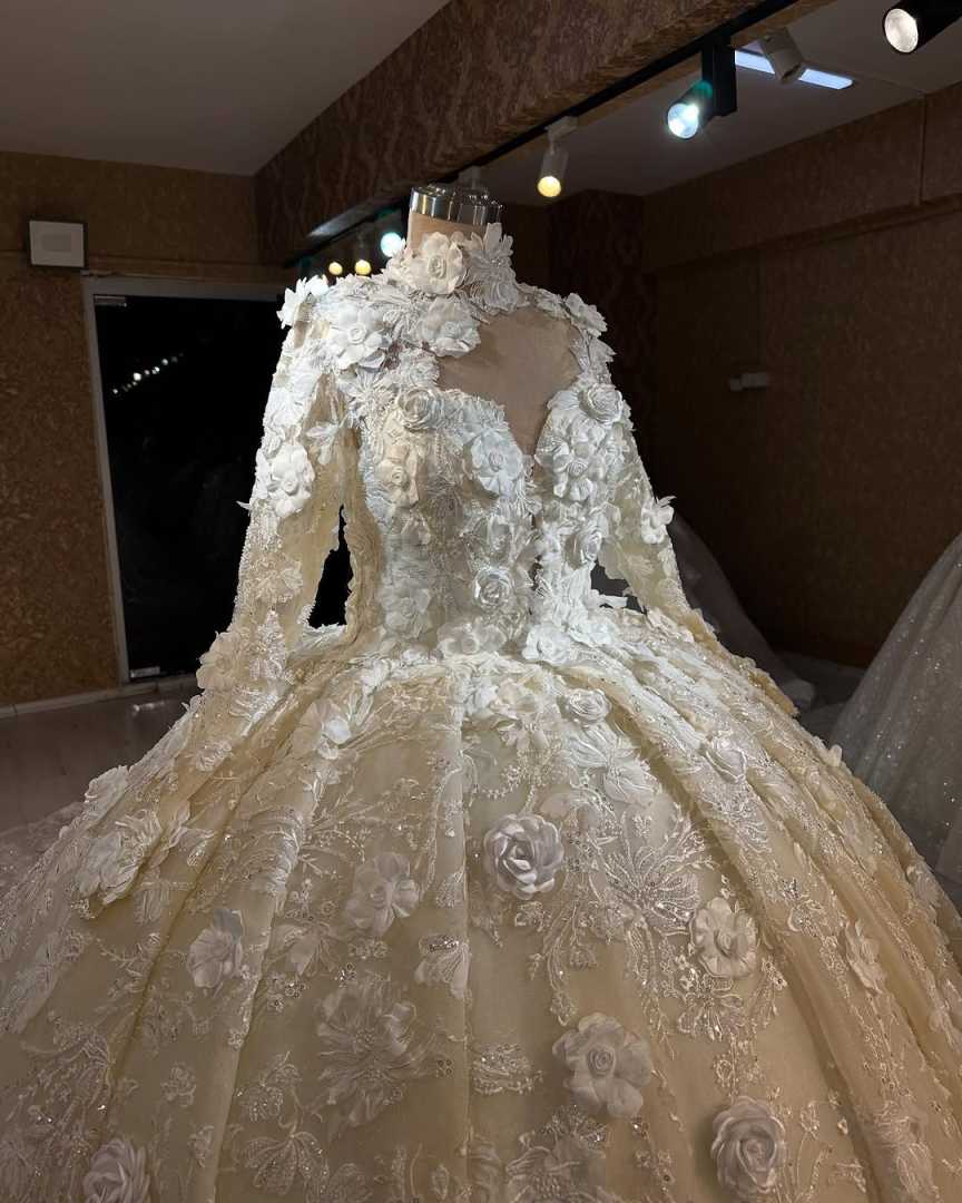 Luxury Ball Gown Wedding Dress 3D Flowers Princess Women Long Sleeve Bride Robe Puffy Bridal Gowns Customized