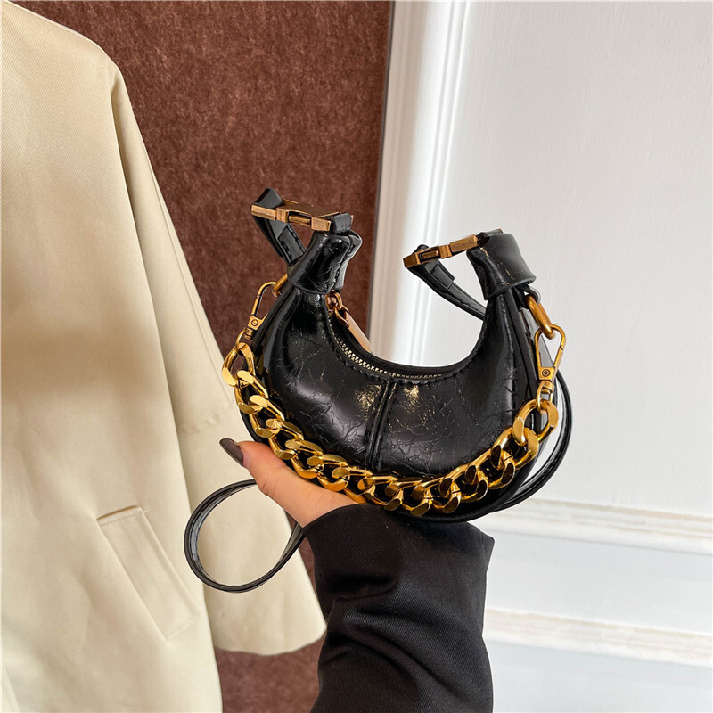 Free Shipping Designer Bag Premium Niche Mini Headphones Dumpling For Women 2025 New Simple Fashionable And Versatile Chain Shoulder Crossbody Bag