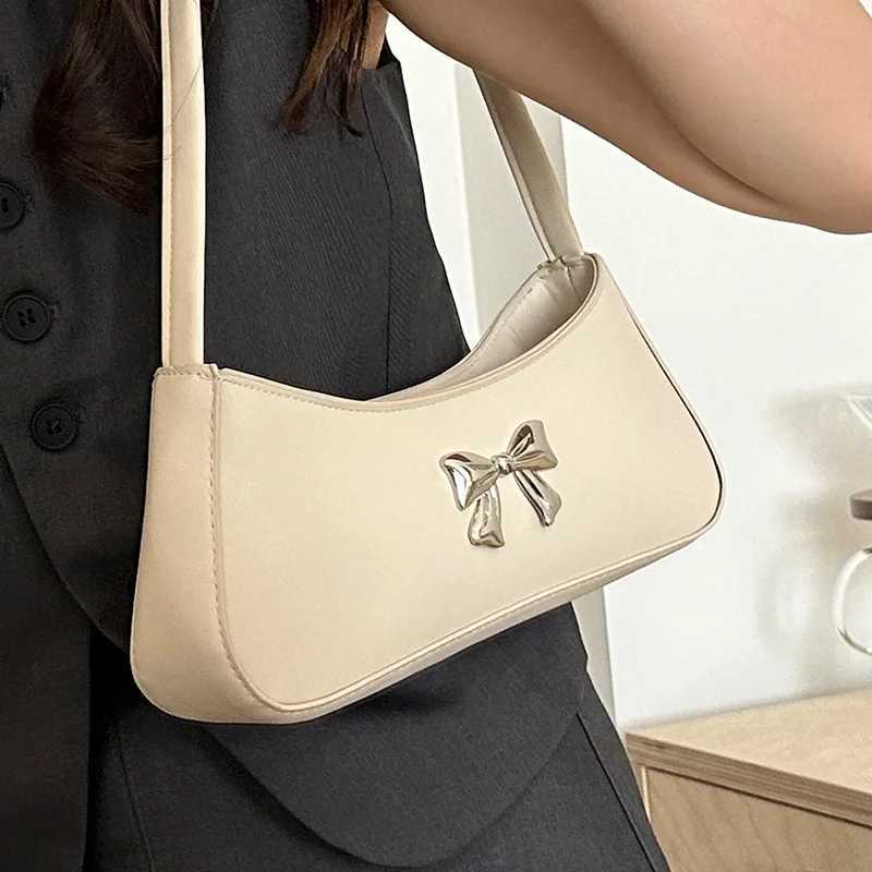 New French Fi Design Handbag Bowknot Trendy Shoulder Bag Simple Underarm Bag Square Bag for Women Leather Baguette Bag XJ250605