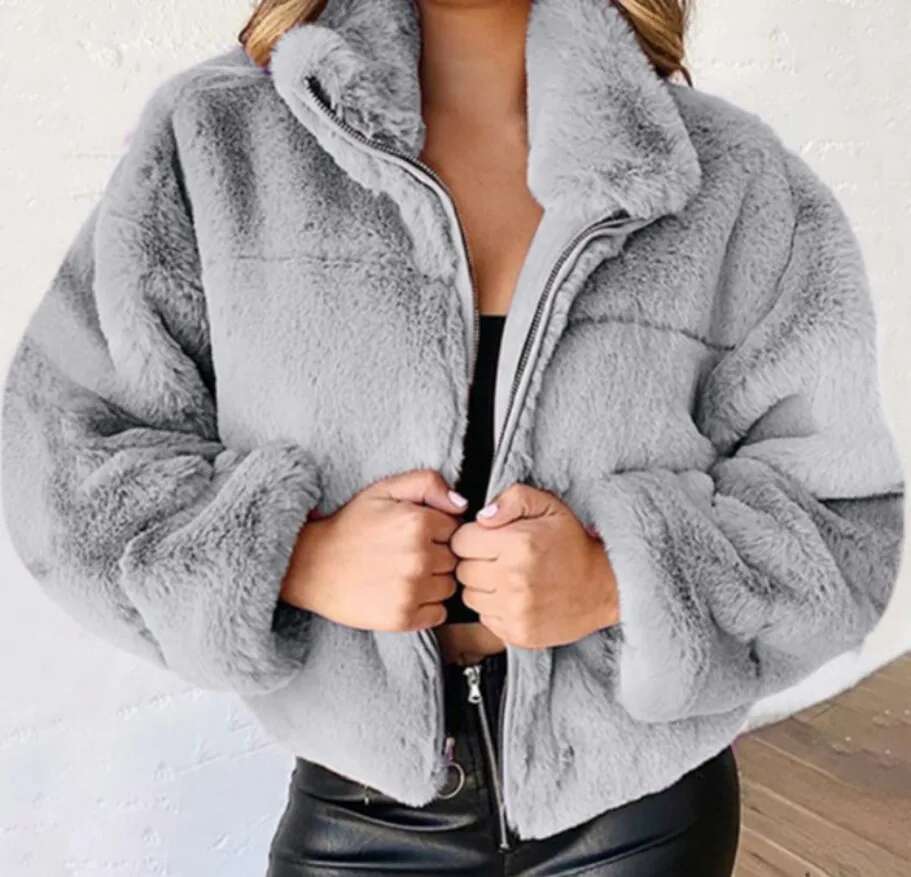 Coats Designer Women Autumn And Winter Fashion Solid Warm Color Zipper Fluffy Artificial Fur Short Women's Street Jacket Designer