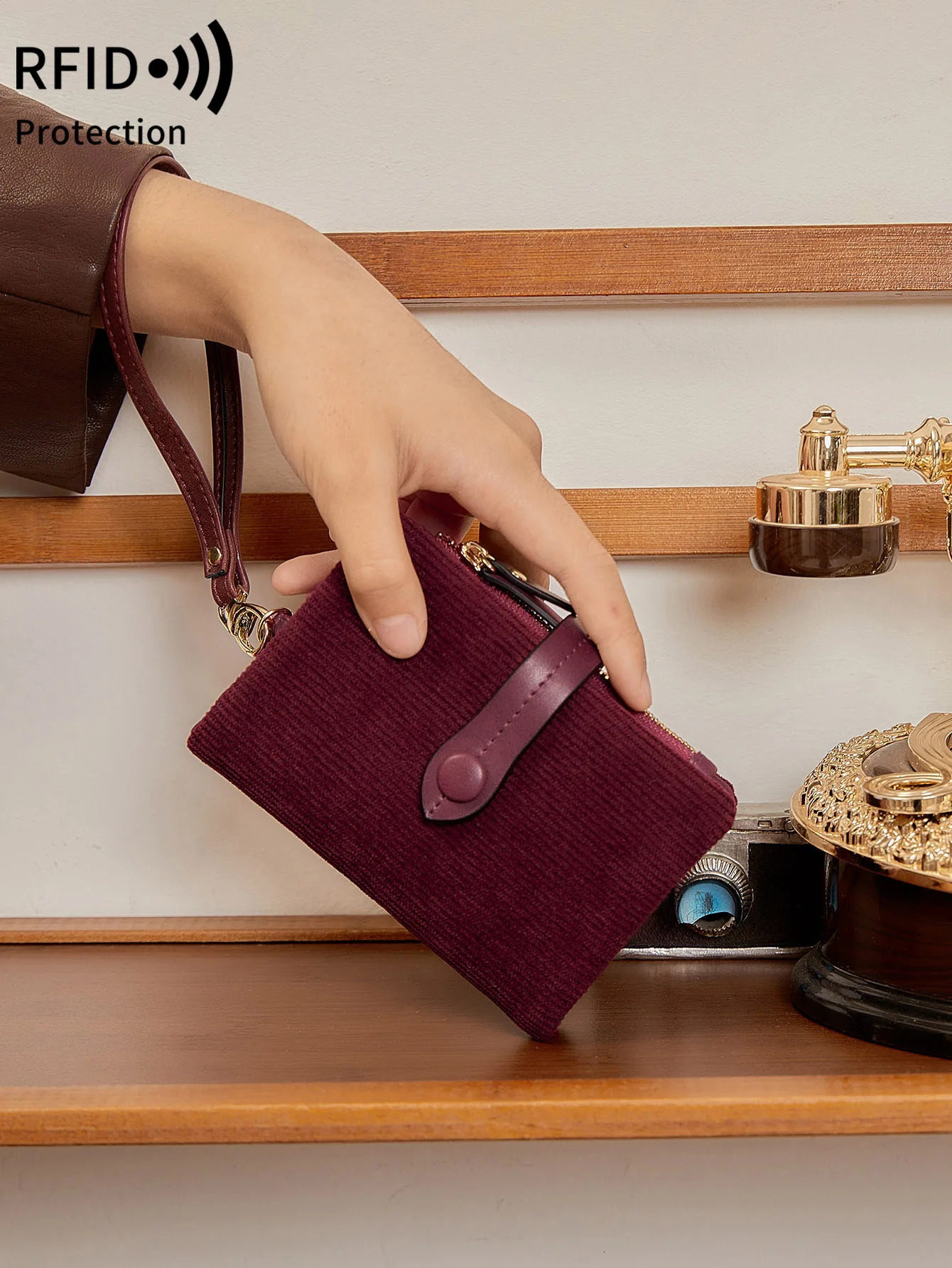 Solid Color Womens Trifold Wallet RFID Shielding Multifunctional Large Capacity Credit Card Bag with ID Window Short Coin Purse 250605