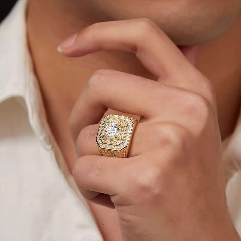 Luxury Hip Hop D Vvs Color Moissanite Diamond Ring 2Carat Round Cut 925 Sterling Silver Moissanite Wedding Ring Men