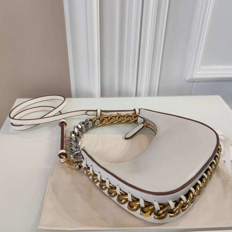 2025 Fashionable Single Shoulder Handbag Personalized Women's Large Chain Classic Casual Crossbody Bag Zipper Opening