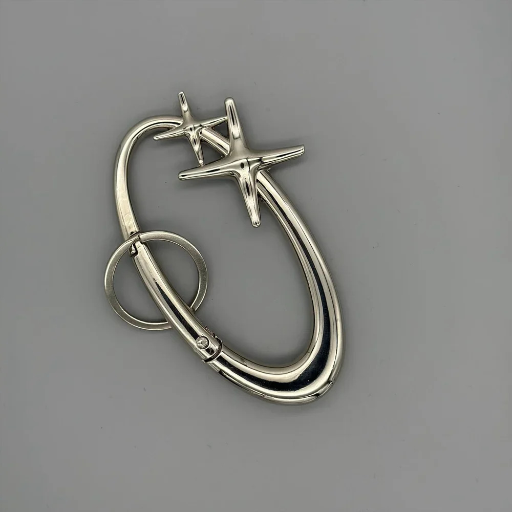 Y2K Punk Star Oval Essential Icon Carabiner Keychain Axe Shaped Mountaineering Car Key Ring Gothic Backpack Decor Korean Fashion 250605