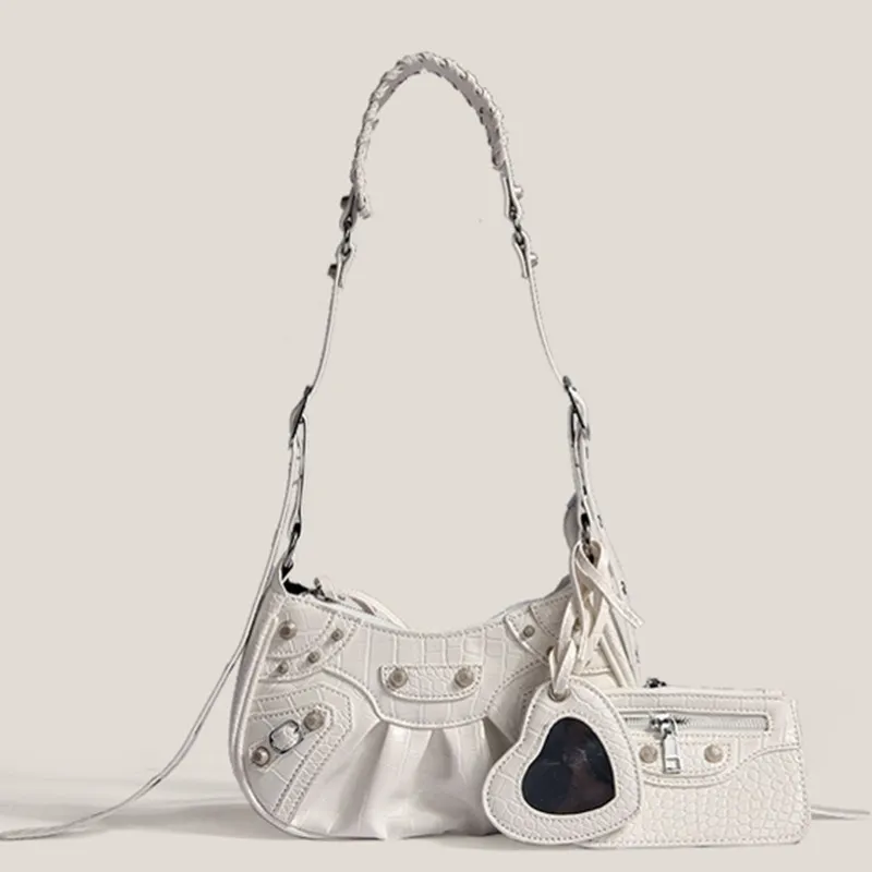 Designer bag Fashion Shoulder Bag Luxury Bag Crossbody Purse Designer Fashionable motorcycle bag underarm bag rivet tassel high-end pleated bag single