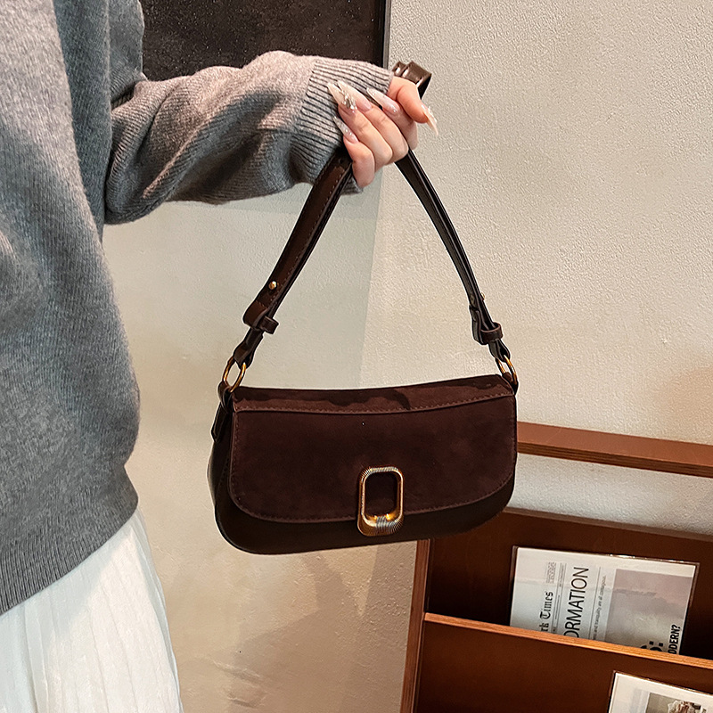 Free Shipping Designer Bag Trendy Autumn And Winter New Item Versatile Fashion Single Shoulder Underarm For Women With High Looks Crossbody Bag