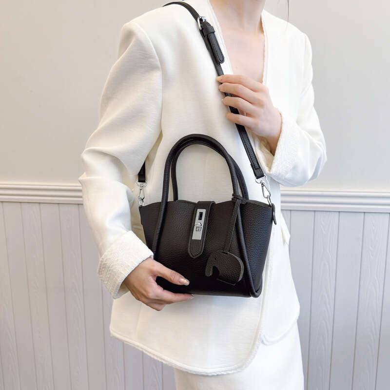 Fashion Handheld Bucket New Versatile Trendy Commuter Small Square Casual Shoulder Crossbody Bag for Women