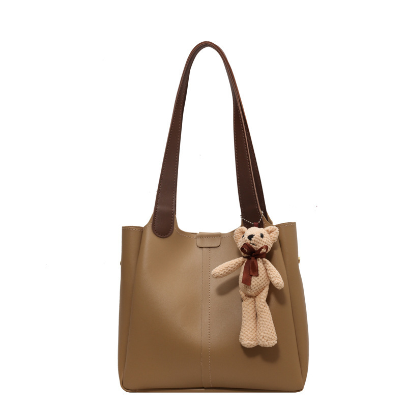 Large capacity handbag, new fashionable shoulder bag, multifunctional commuting handbag, designer women's crossbody bag