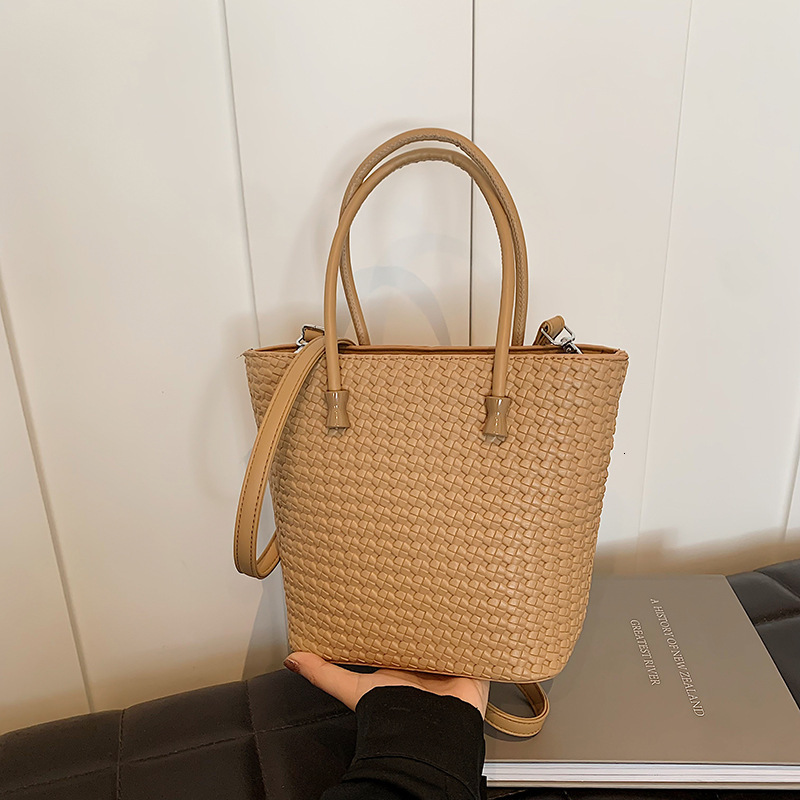 Free Shipping Designer Bag Water Bucket 2025 New High-quality Fashionable Stylish Simple Casual Versatile Portable Trendy Single Shoulder Crossbody Ba