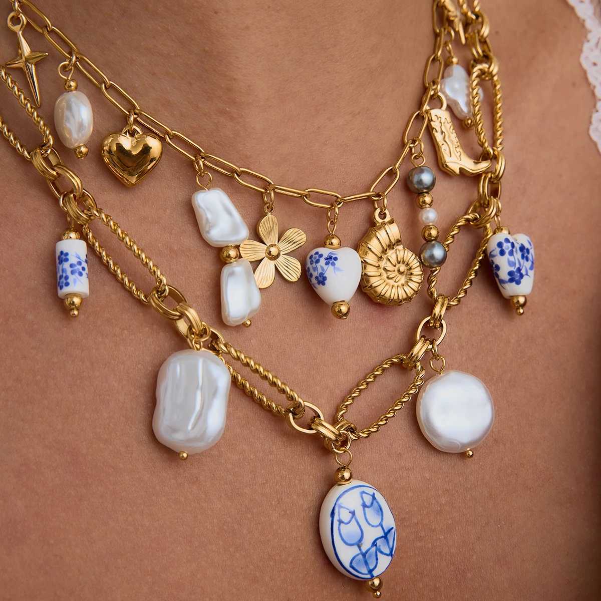 Youthway Minimalist 18K Gold Plated Stainless Steel Ceramics Heart Charms Pendant Necklace For Women Accessories Gift Holiday XJ250604