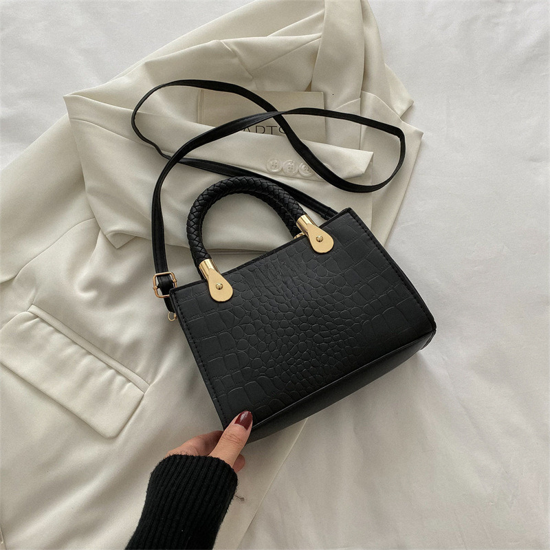 Top quality brand high-quality new free designer bag fashionable texture 2025 Korean style new stone pattern woven handbag crossbody bag brand new fre