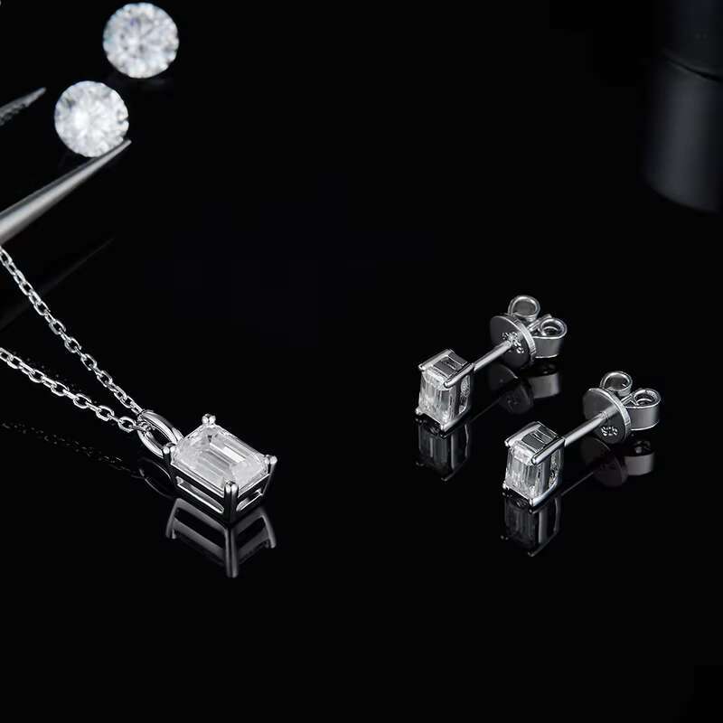 Classic Emerald Cut Charm Sterling Silver Moissanite Jewelry Pendant S925 Silver Necklaces
