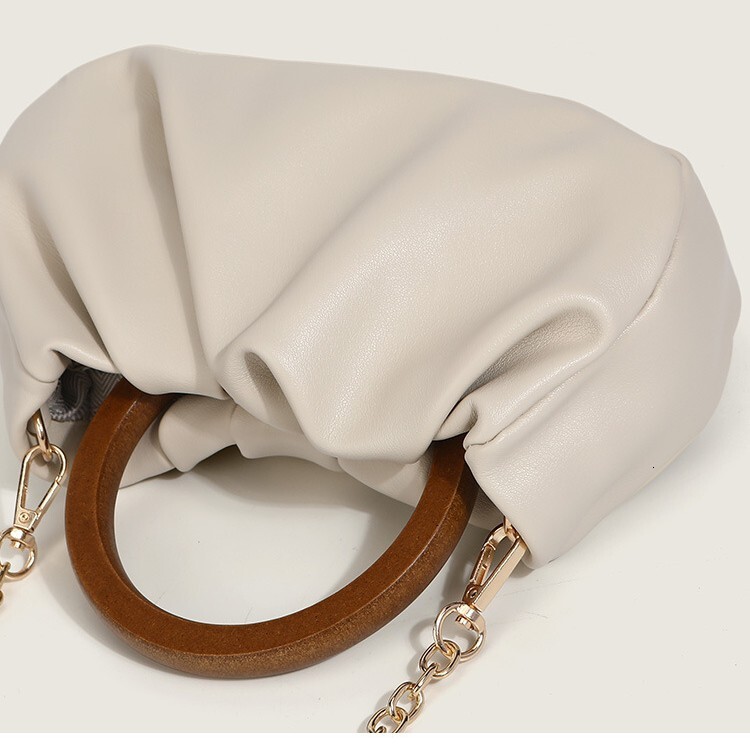 Women's new niche design fashionable wooden handle pleated cloud handbag designer large capacity women's crossbody bag