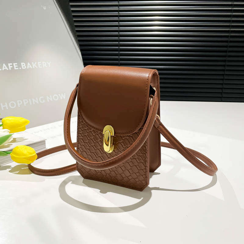 Handheld Fashion Small Square 2025 Spring Summer New Simple Casual Single Shoulder Trendy Crossbody Bag for Women