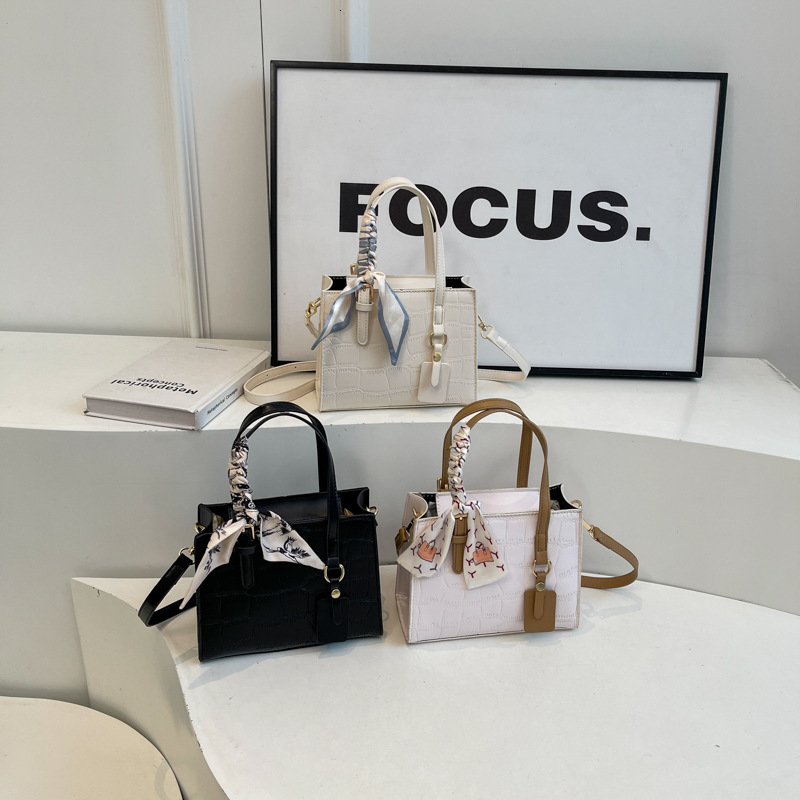 Free Shipping Designer Bag 2025 New Korean Edition Styled Sweet Fashion Women's Bag Cross Shoulder Handbag