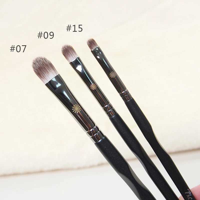 1pc/3pcs Detail concealer Makeup brushes Big small Conceal Make up brush cover up masks Eyeshadow Middle cosmetic tool 07 09 15W250605