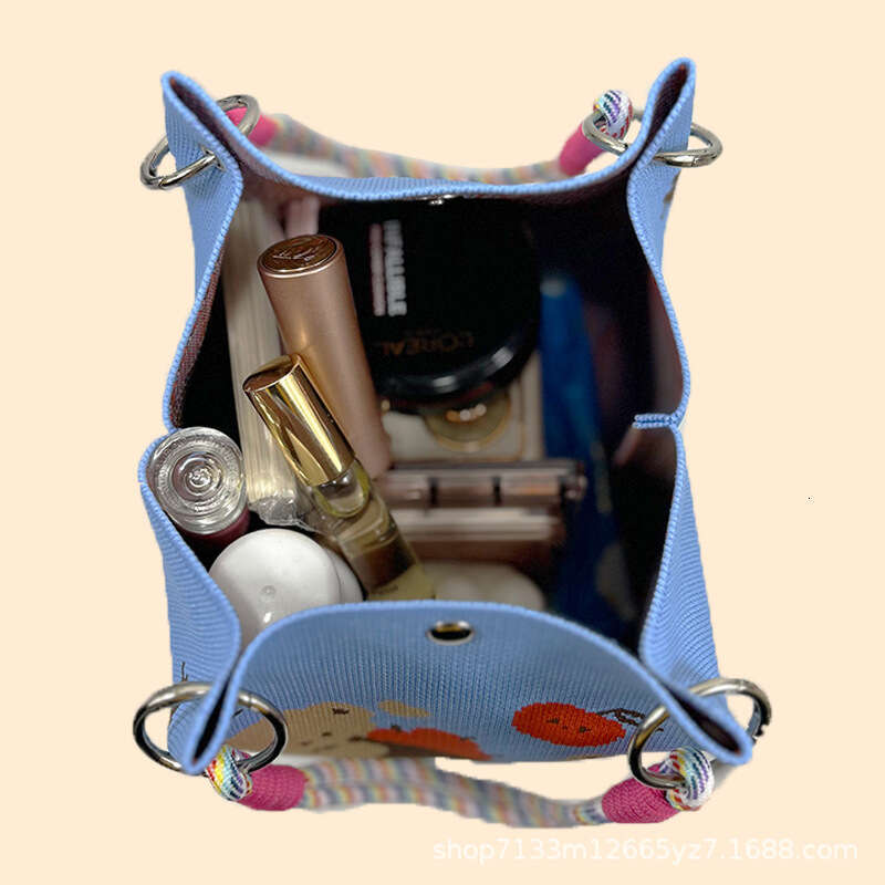 2025 New Ins Niche Design Knitted Handbag for Women Cute Bear Blue Makeup Storage Bag Fruit Pattern