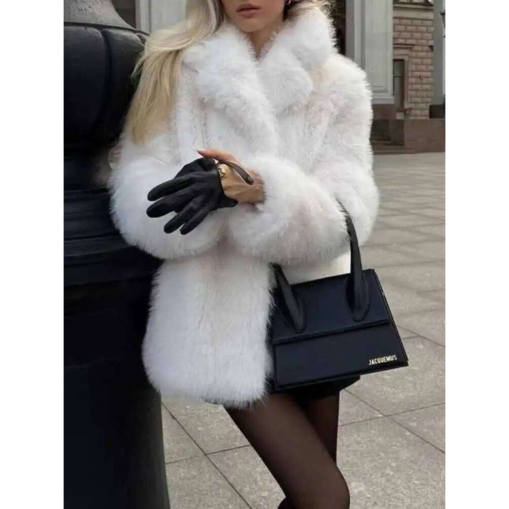 UCXQ Fashion Faux Fur Coat European Style All Match Lapel Solid Color Tide Temperament Short Jacket Women 2025 Autumn Winter 259