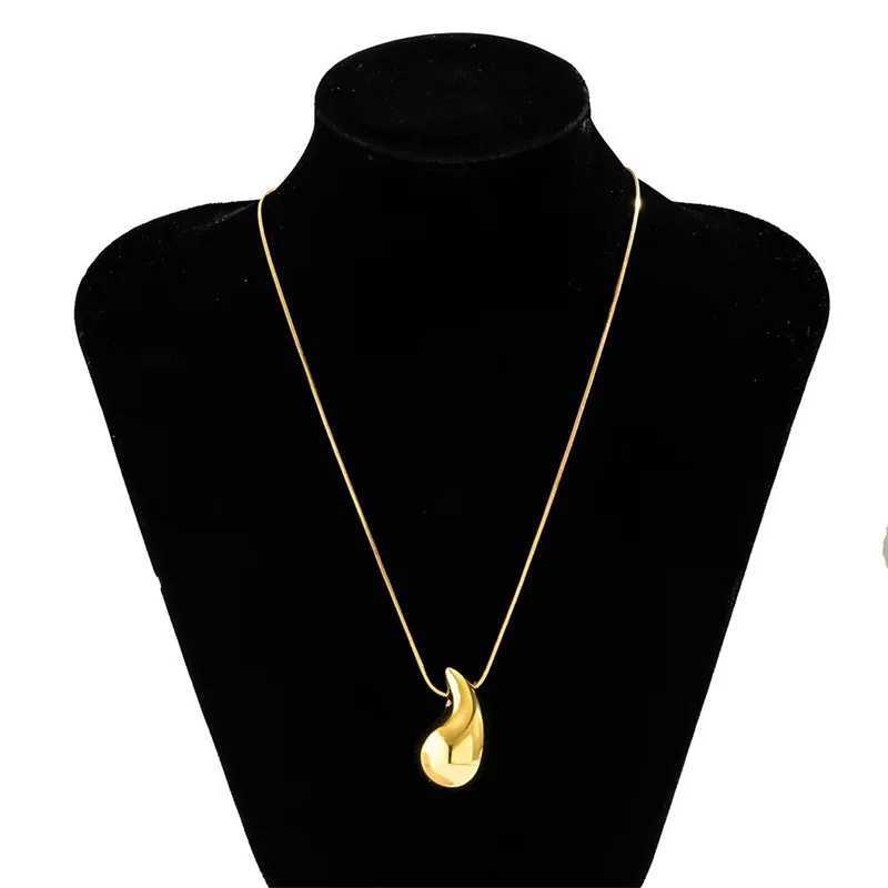 Classic Gold Color Stainless Steel Necklace For Women Jewelry Limited Metal Vintage Waterdrop Pendant Necklace Birthday Gift XJ250604