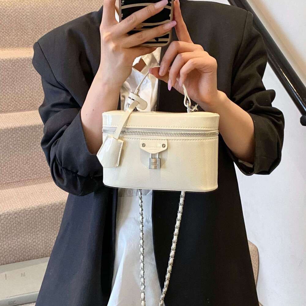 High-end Box Fashion Handbag Small Square 2025 New Versatile Exquisite Makeup Lipstick Bag