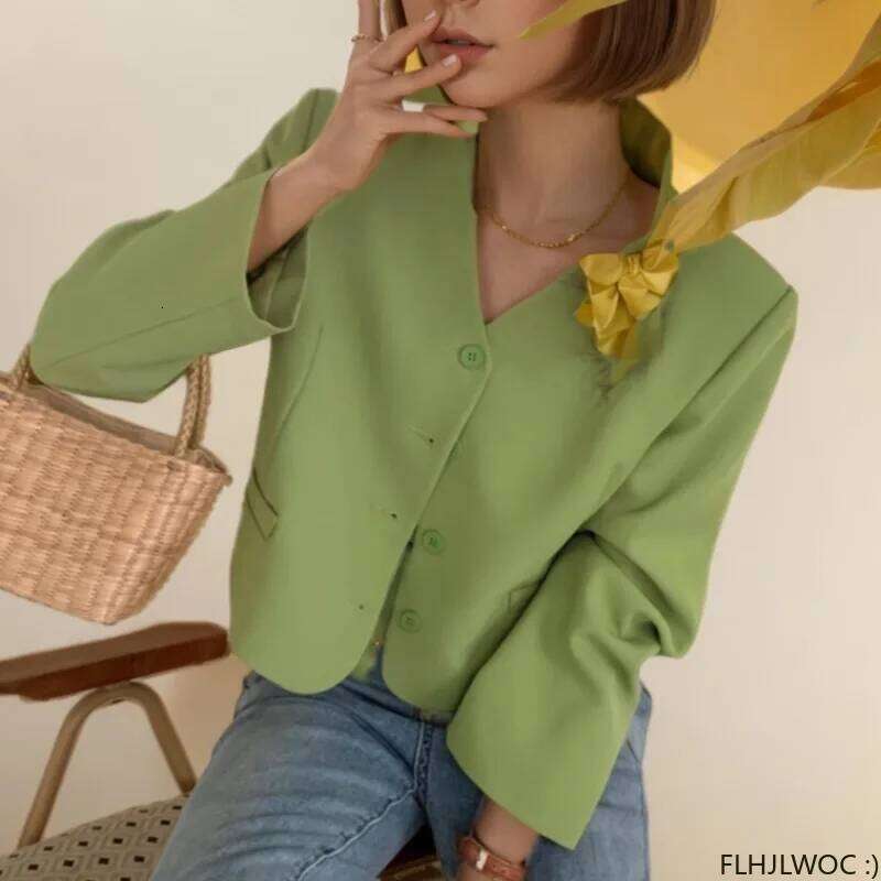 Coats Designer Women 5 Colors Autumn Chic Korea Design Short Coats High Street Women Fashion Cute Elegant Office Lady Button Notched Blazer Jackets De