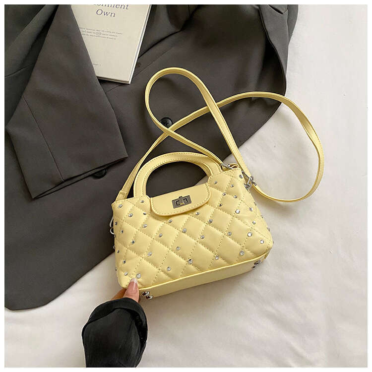 2025 Korean Fashion Handbag Tote for Women New Simple Quilted Small Square Summer Crossbody Bag