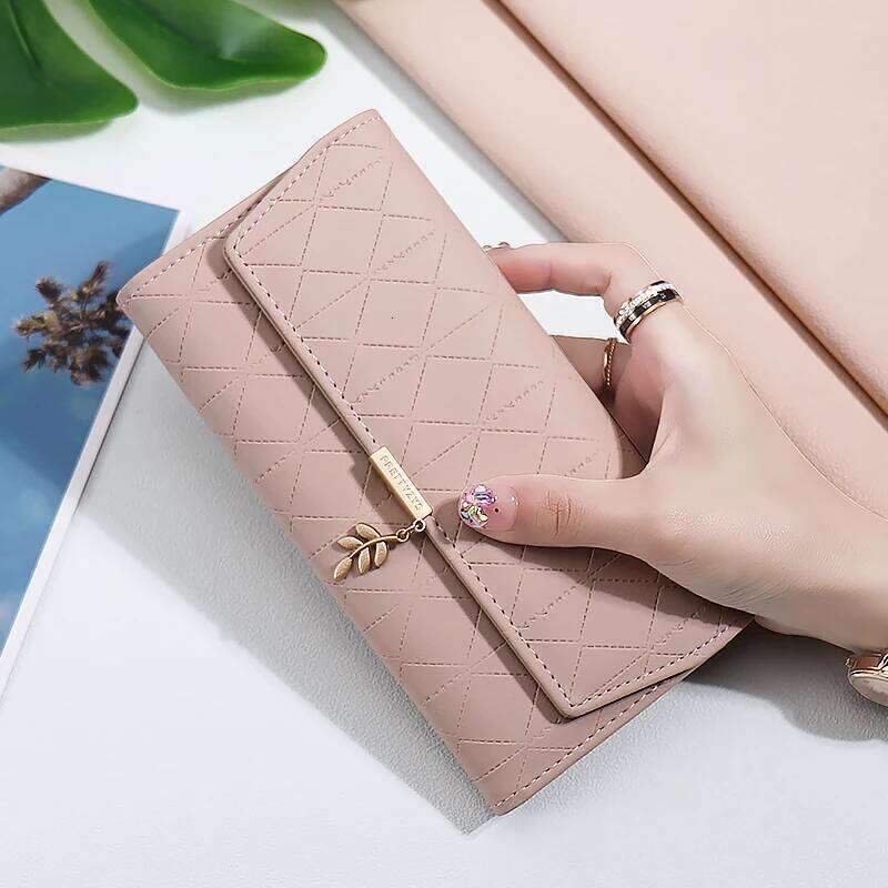 summer new Korean version of high texture PU Dia lattice personality leaf pendant three fold bag multi-card can be expa