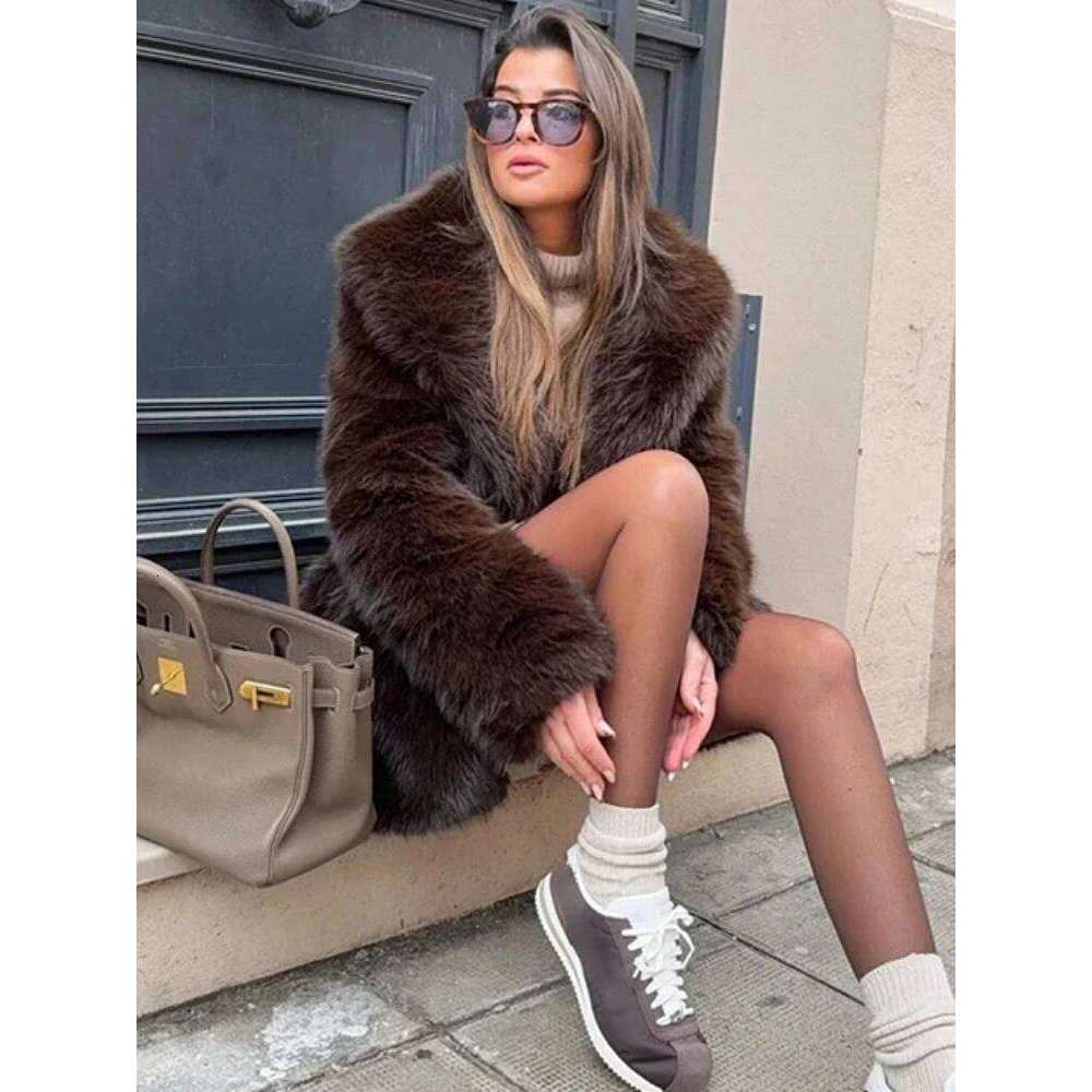 Coats Designer Women ZBZA Women's Warm Thick Faux Fur Coat Vintage Lapel Long Sleeves Hidden Pockets Solid Overcoat Autumn Winter New Jacket Desi